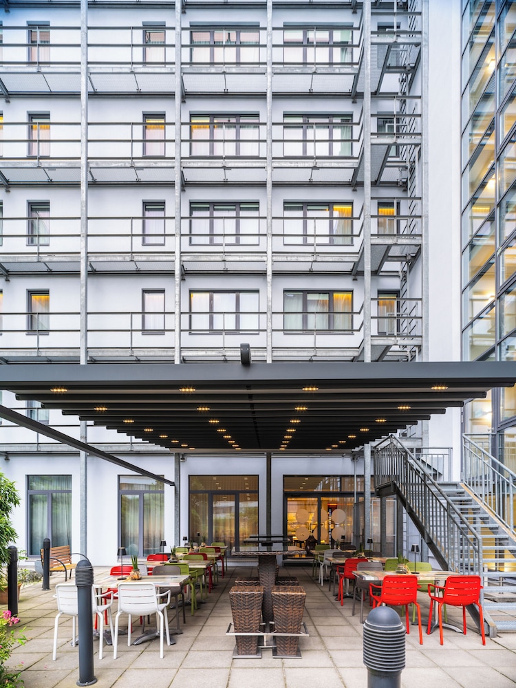 Novotel Suites Wien City Donau 4/72