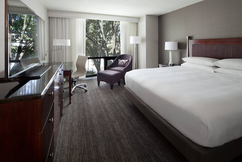 Room at Washington Dulles Airport Marriott, STERLING - VA