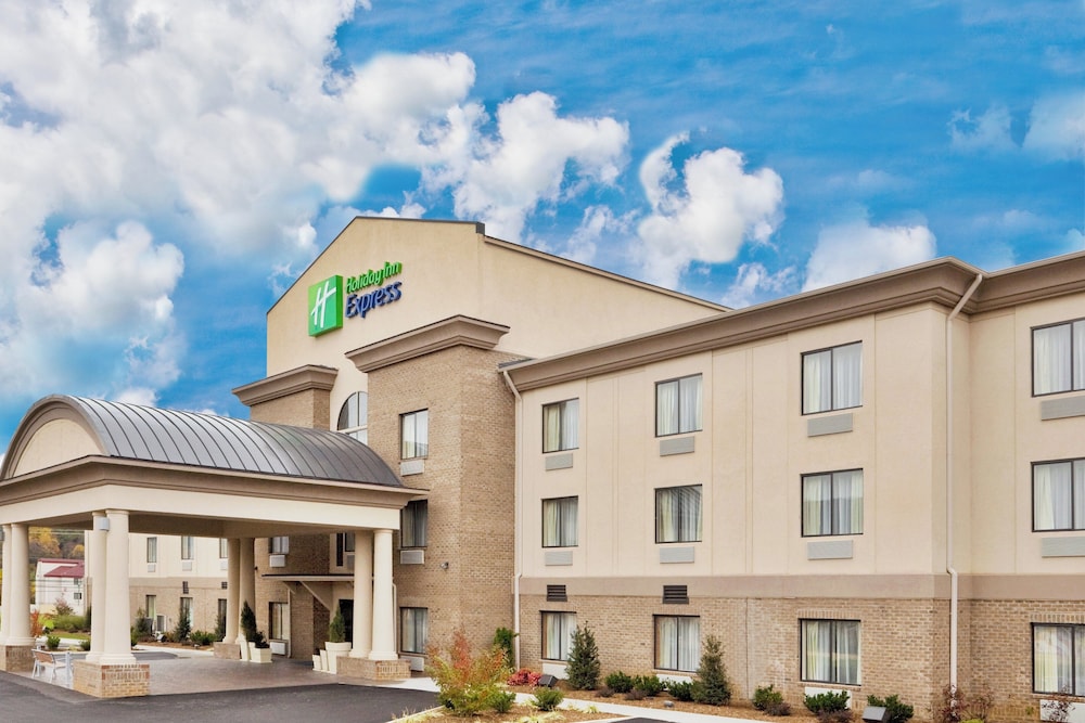 Holiday Inn Express Troutville - Roanoke North 7/60