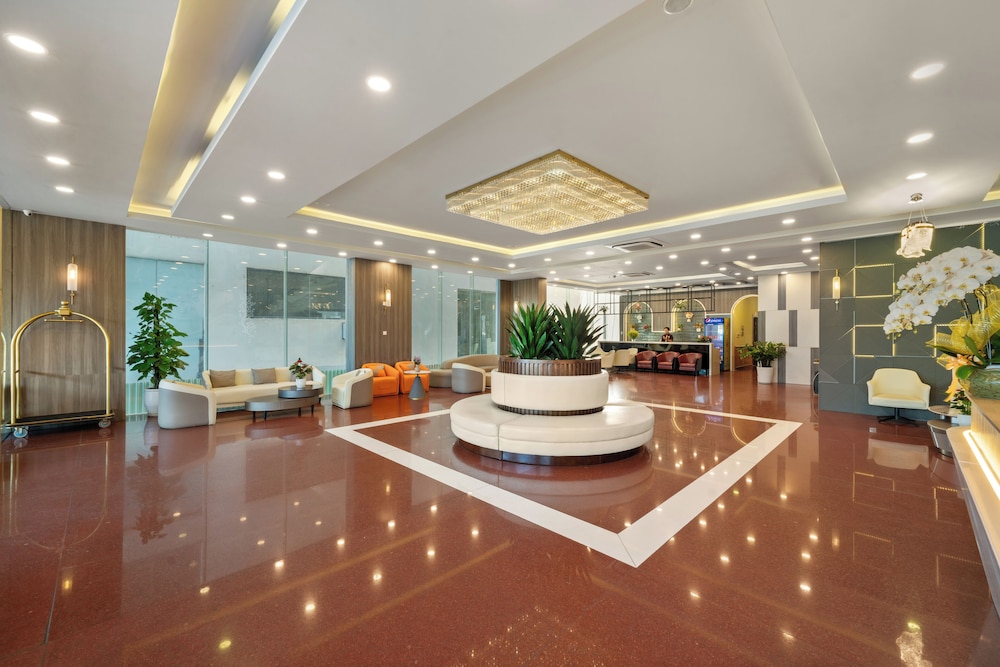 Golden Sea 3 Hotel 10/65