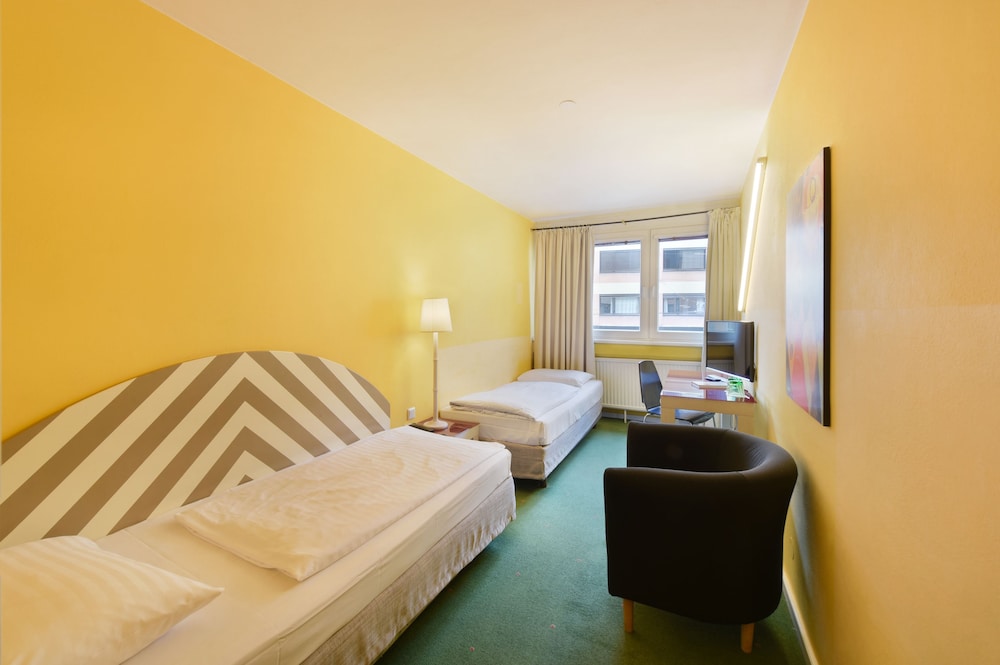 Hotel Neutor Express 22/55