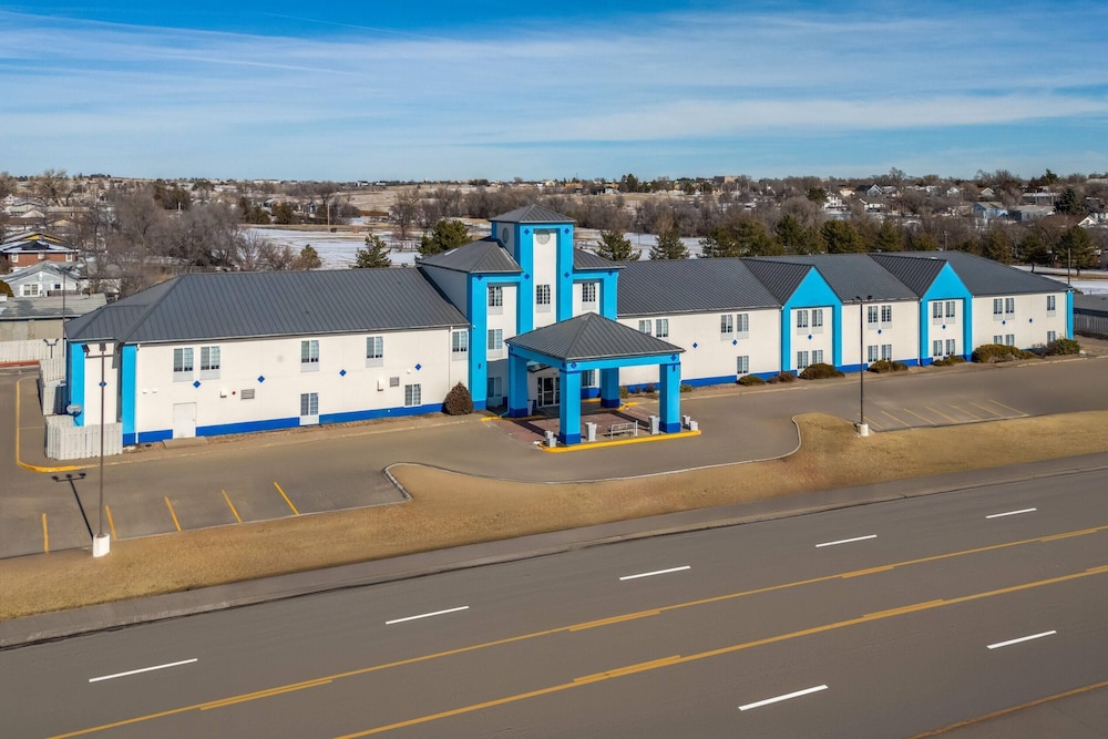 Days Inn by Wyndham Dodge City 38/56