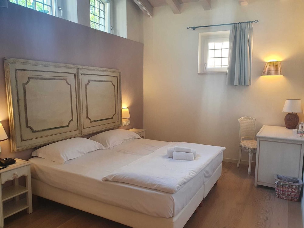 غرفة اقتصادية بسرير مزدوج أو سريرين منفصلين، Hotel Villa Moron 3/5