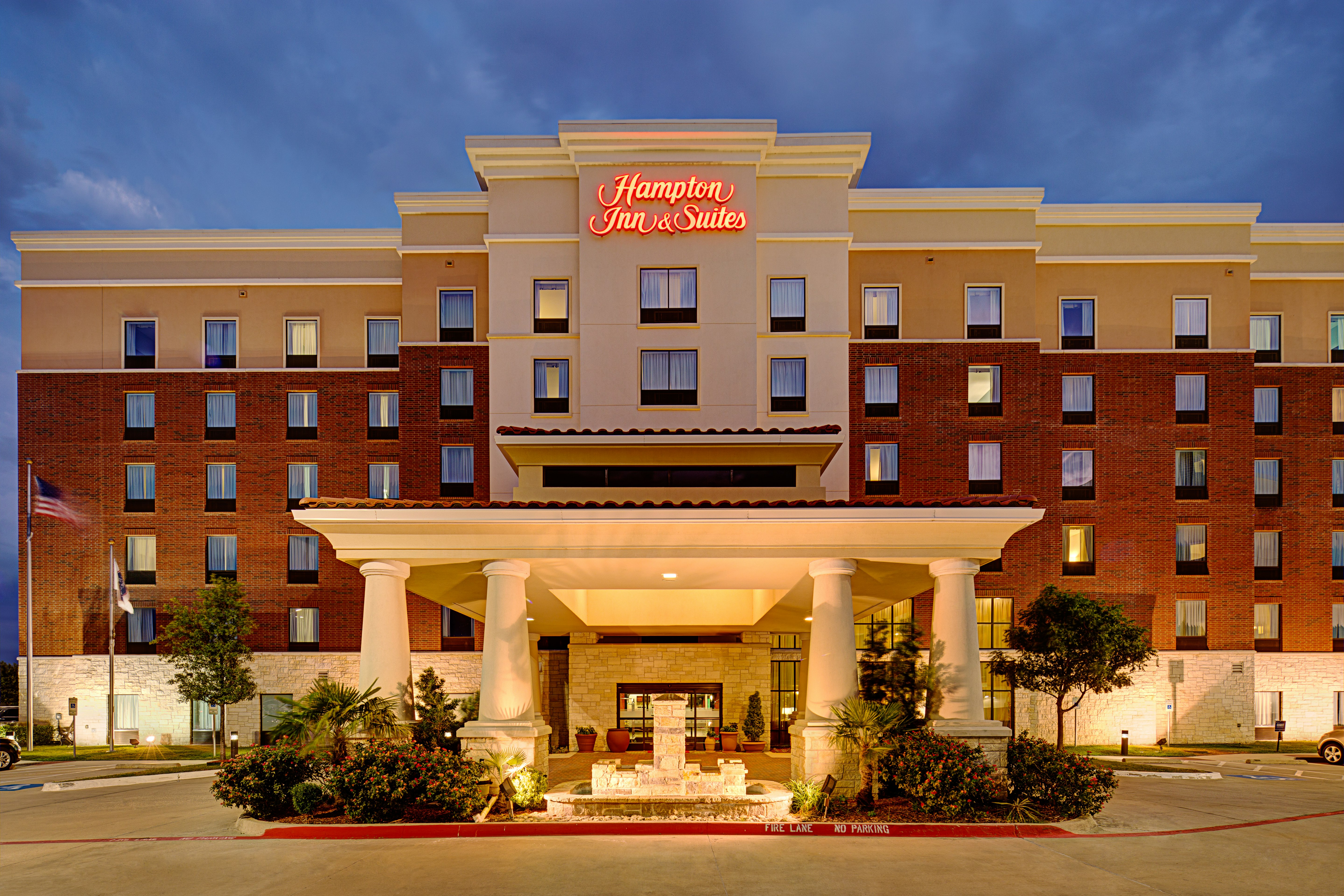 Hampton Inn And Suites Dallas Lewisville Vista Ridge Mall 4/71
