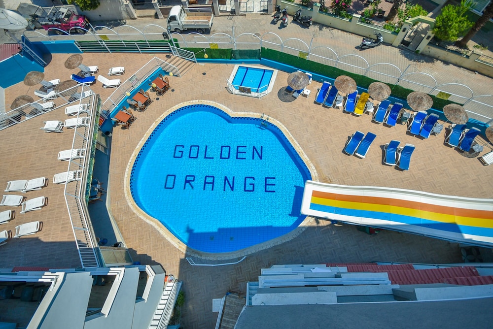 Golden Orange Apart 23/26