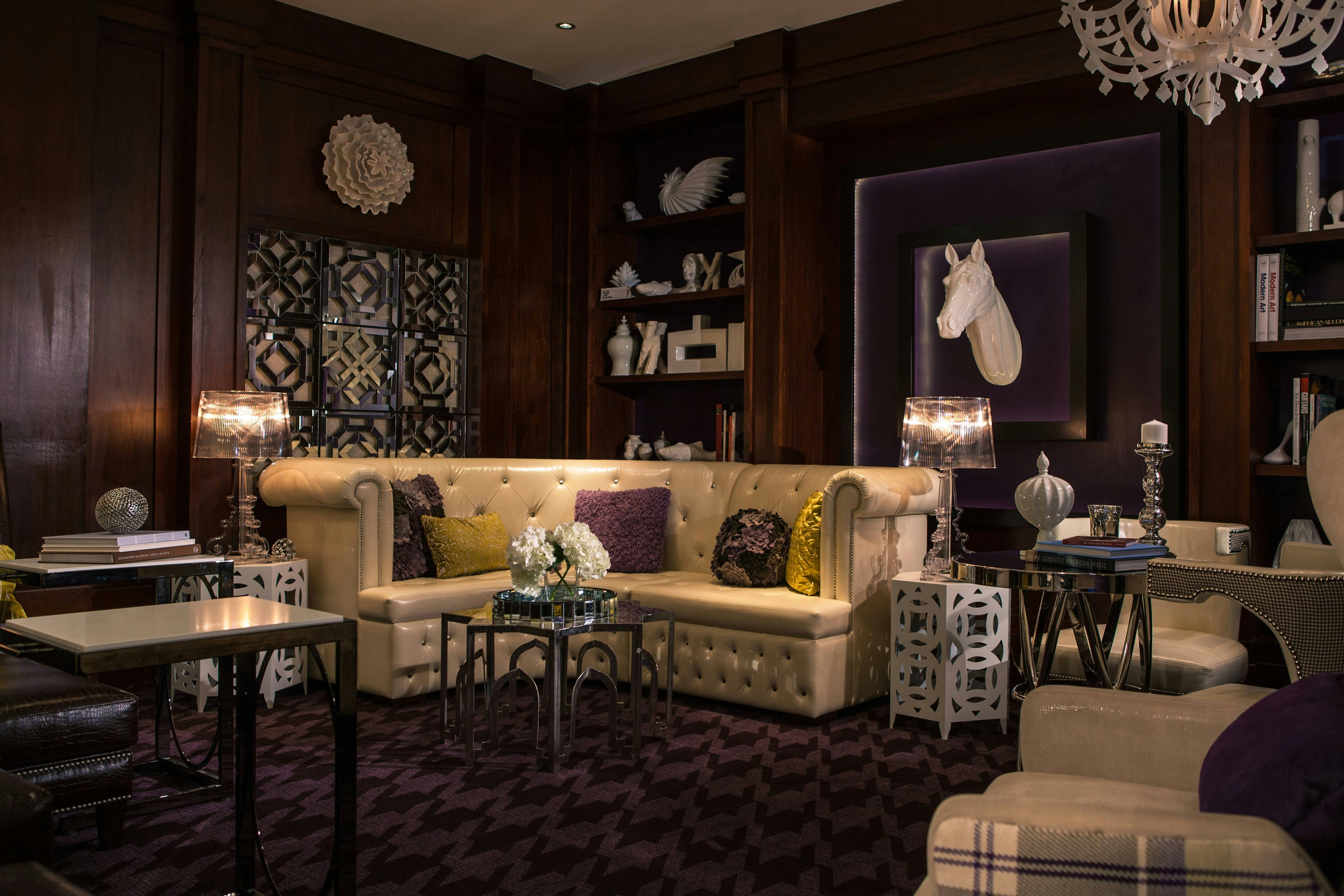 Renaissance Chicago North Shore Hotel 2/7