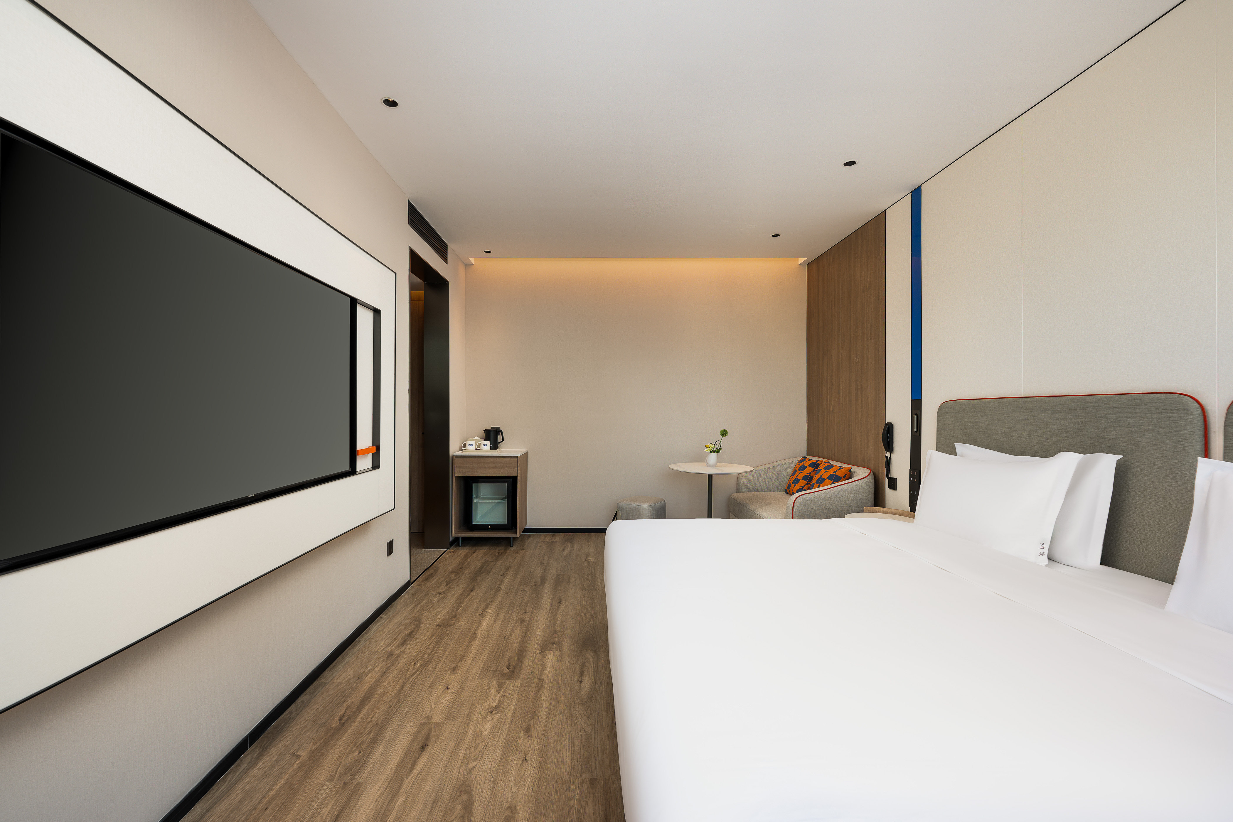 Hollywood, Standard, Twin Beds