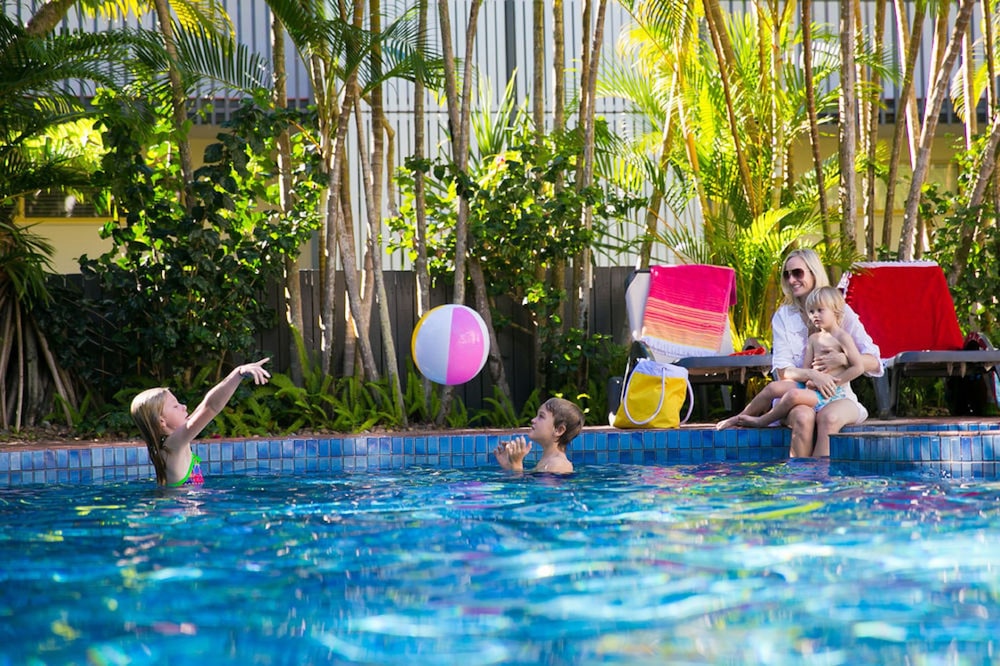 Ocean Breeze Resort 66/77