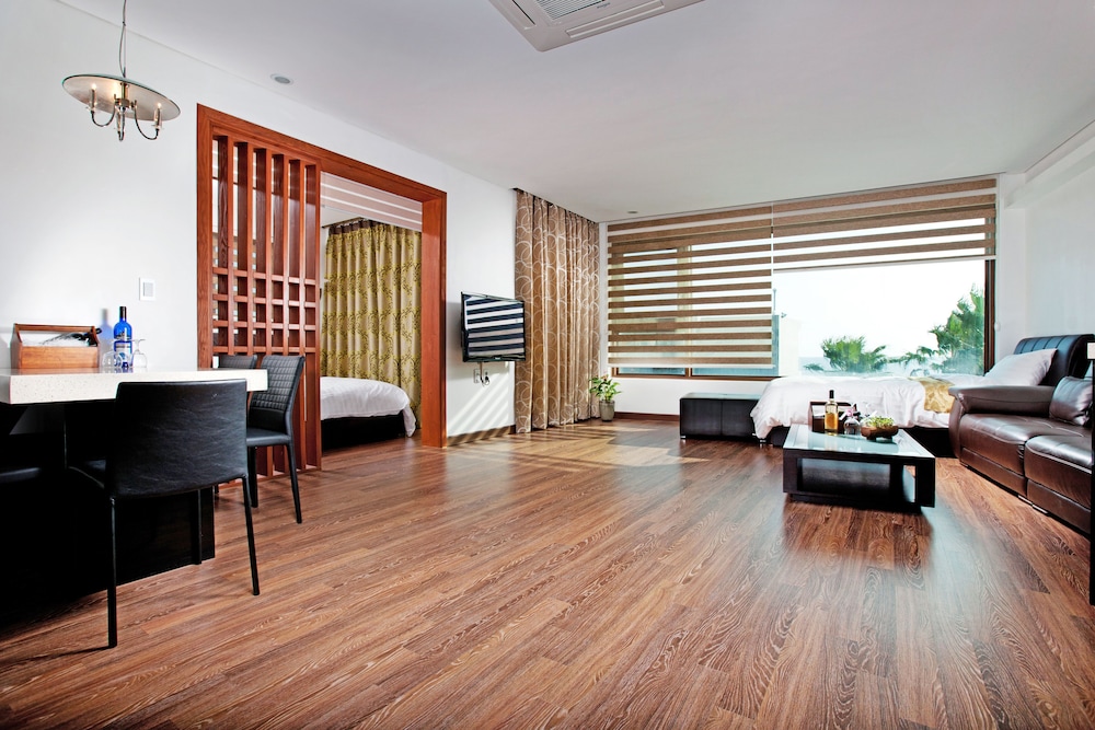 T Island Resort 47/73