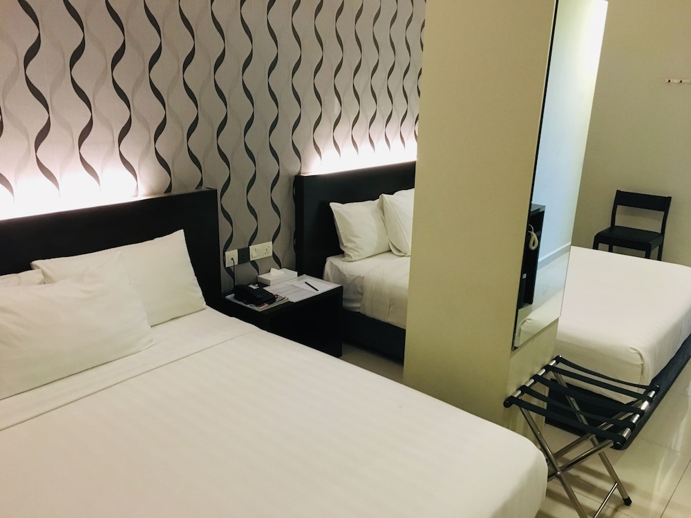 IZUMI HOTEL BUKIT BINTANG 24/52