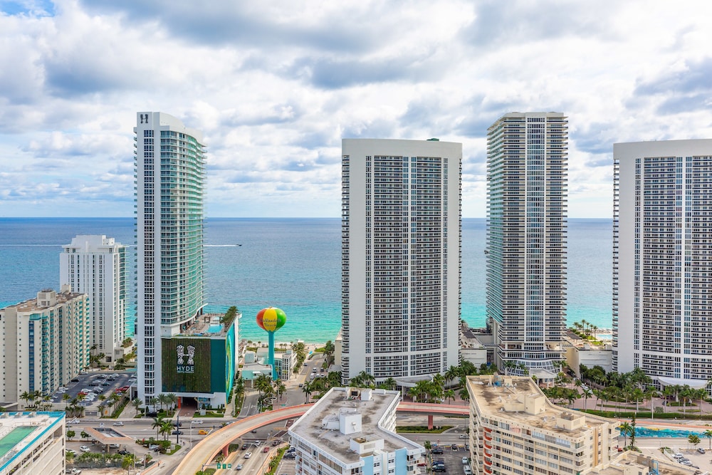 Private Ocean Luxury Condos at Beachwalk 35/50