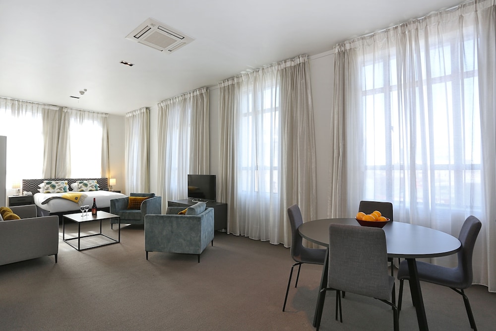Quest Invercargill Serviced Apartments 57/65