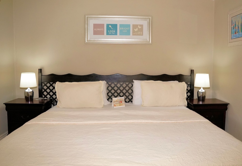 Marigot Beach Club and Dive Resort 20/75