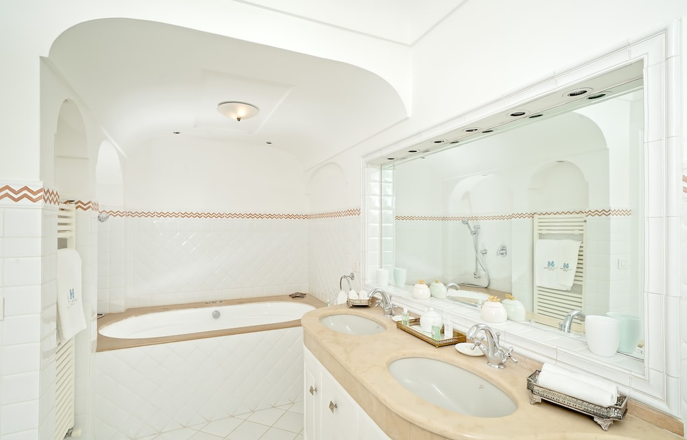Villa Boheme Exclusive Luxury Suites 49/50