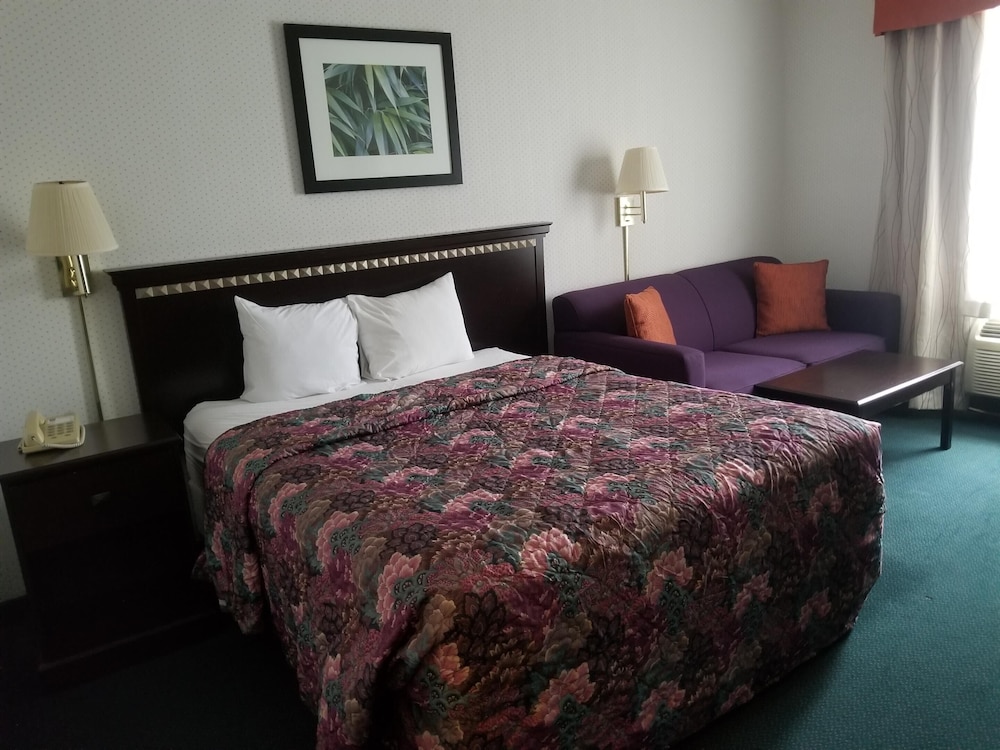 Rodeway Inn Urbana Champaign University Area 19/33