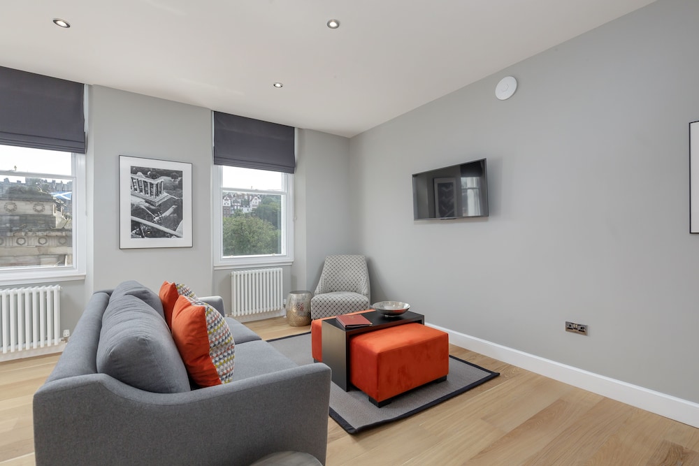 Destiny Scotland Hanover Apartments 37/50