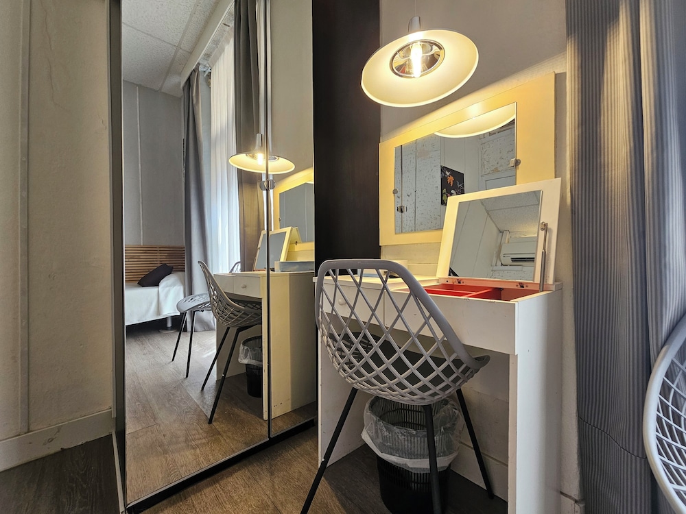 Hotel Palermo 33/44