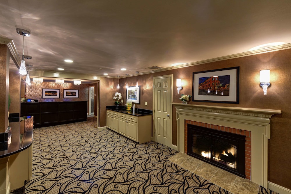 Port Inn And Suites Portsmouth, Ascend Hotel Collection 10/45