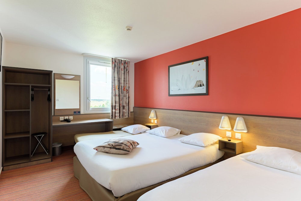 ACE HOTEL PARIS ROISSY 16/35