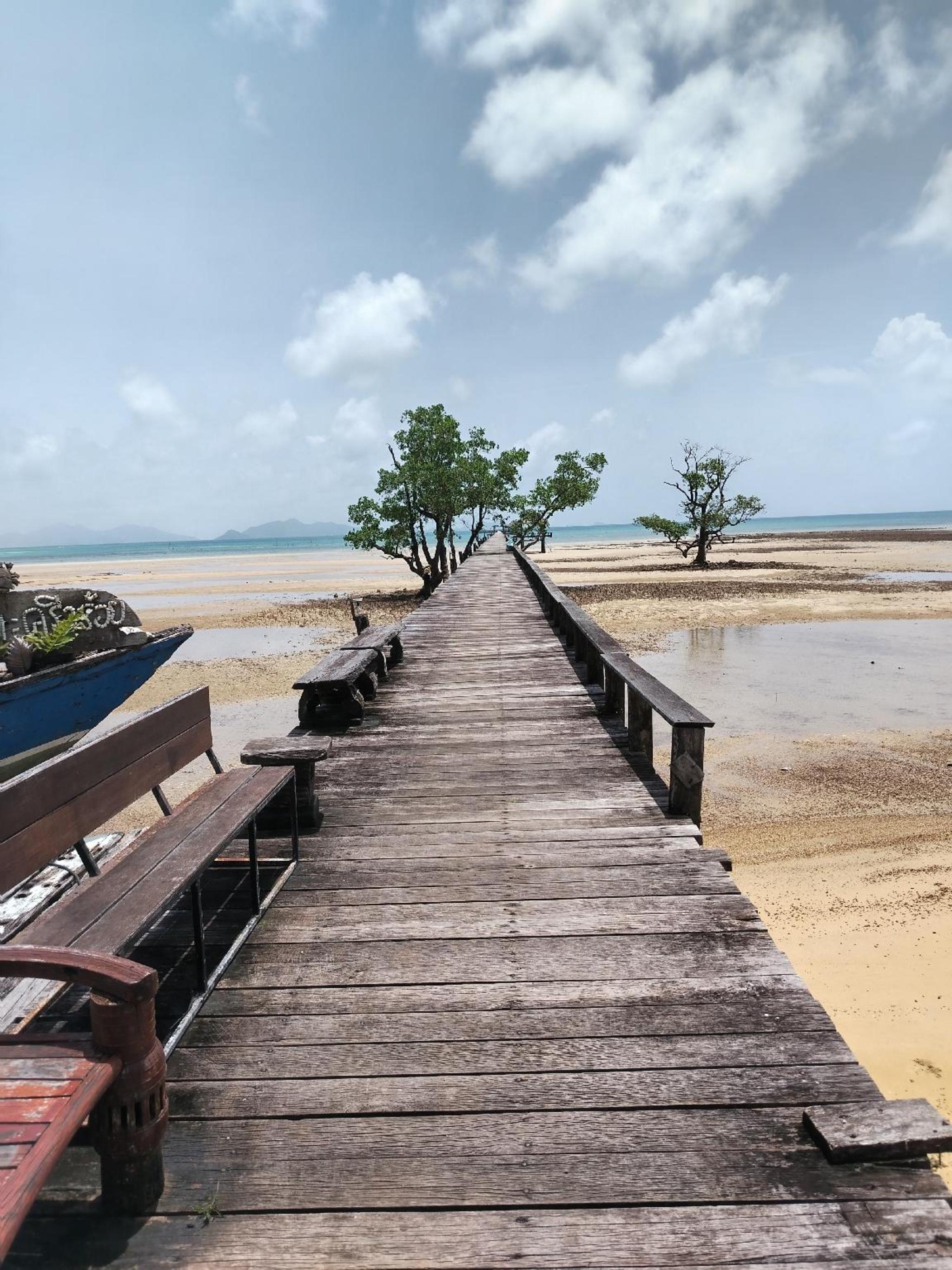The Cinnamon Art Resort And Spa 21/22