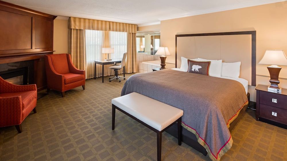 Best Western Plus White Bear Country Inn 11/47