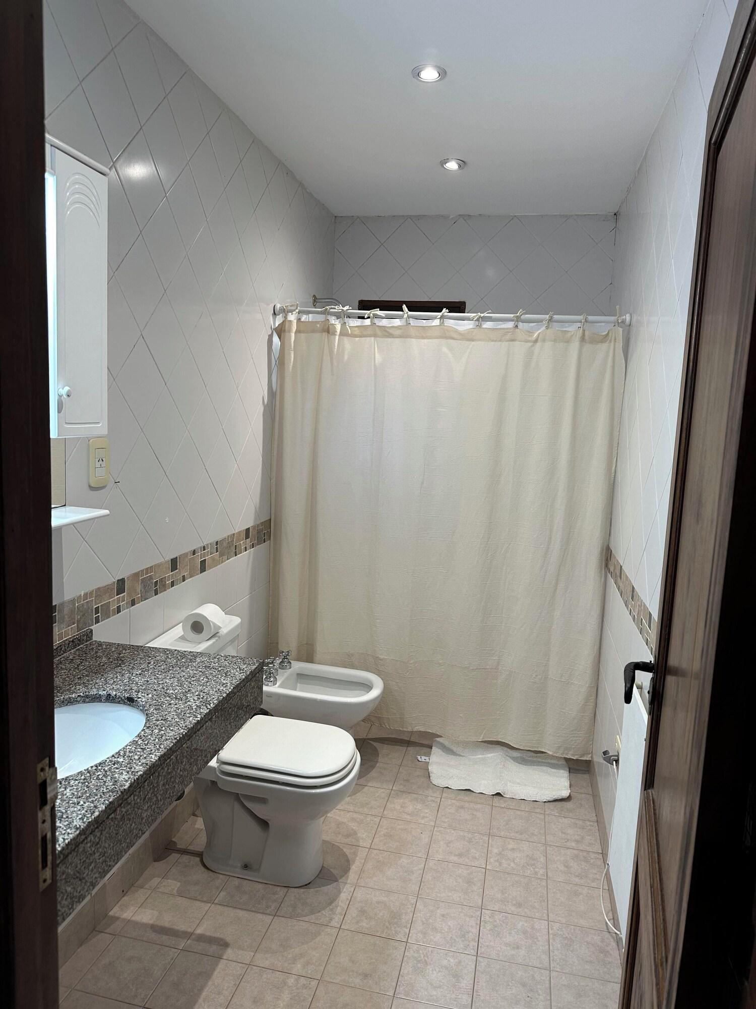 Hotel Torrontes 50/50