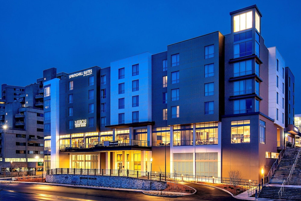 SpringHill Suites by Marriott Boston Logan Airport Revere Beach 1/25