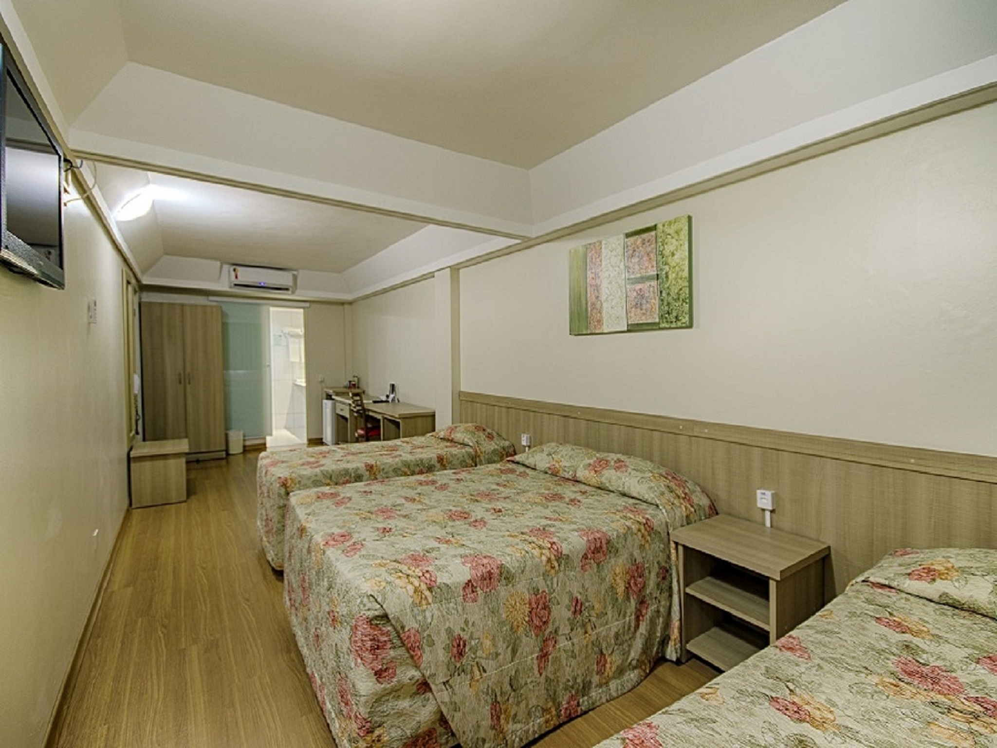 غرفة قياسية ثلاثية، Hotel Golden Park Curitiba by Nacional Inn 5/9