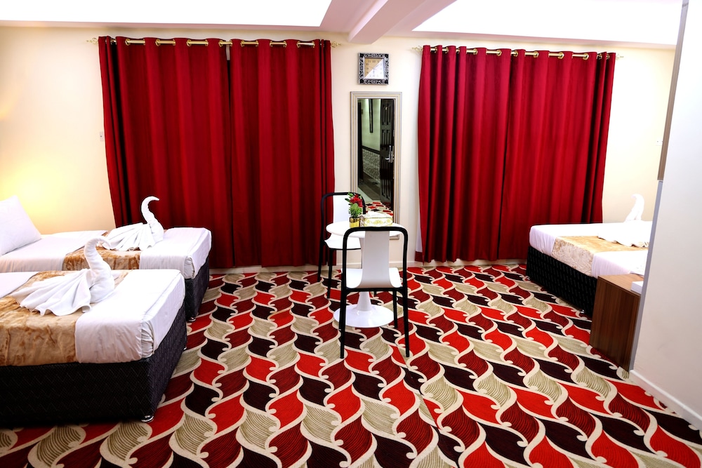 Tanha Park Hotel 41/52