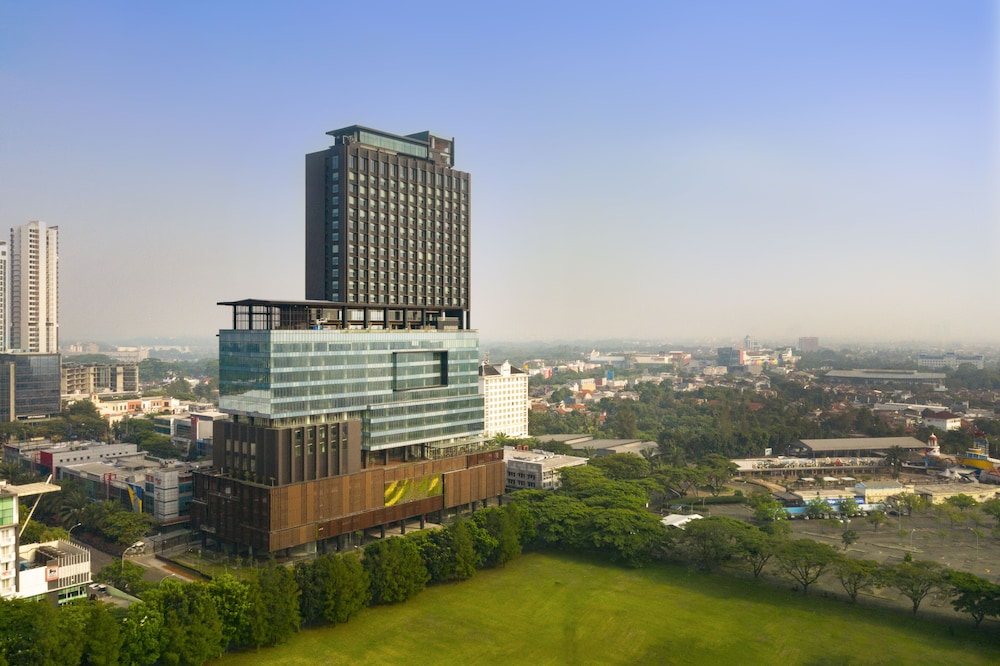Trembesi Hotel BSD 44/50