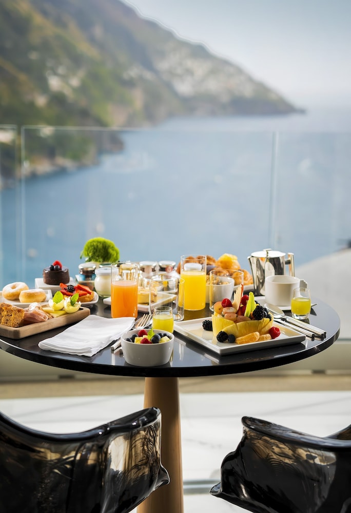 Villa Franca Hotel 42/56