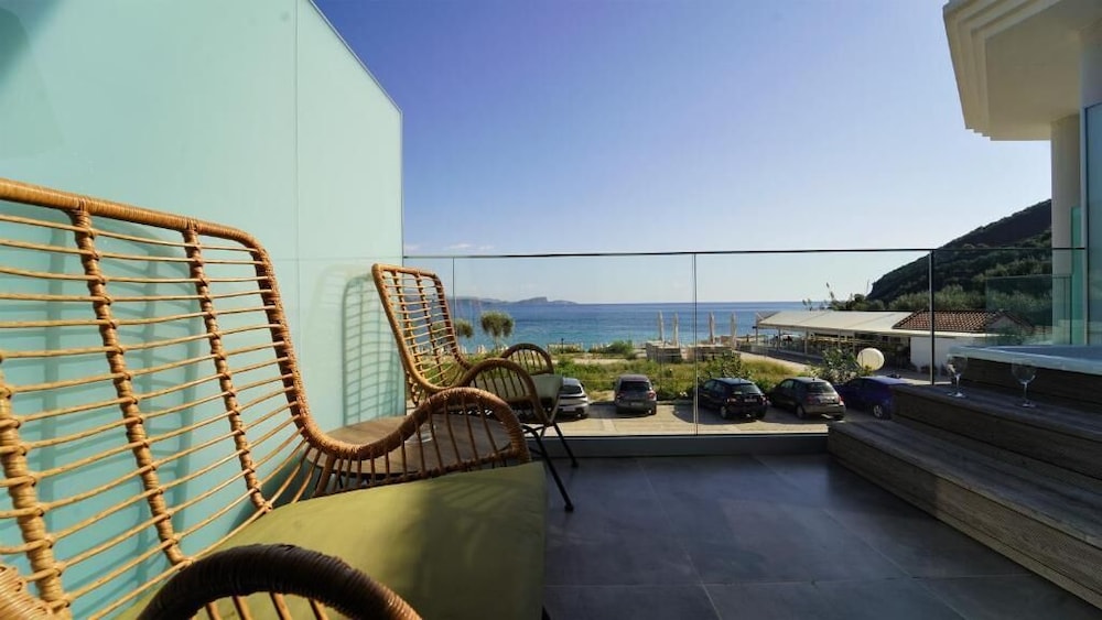 Enjoy Lichnos Bay Village Camping Hotel & Apartments 19/46
