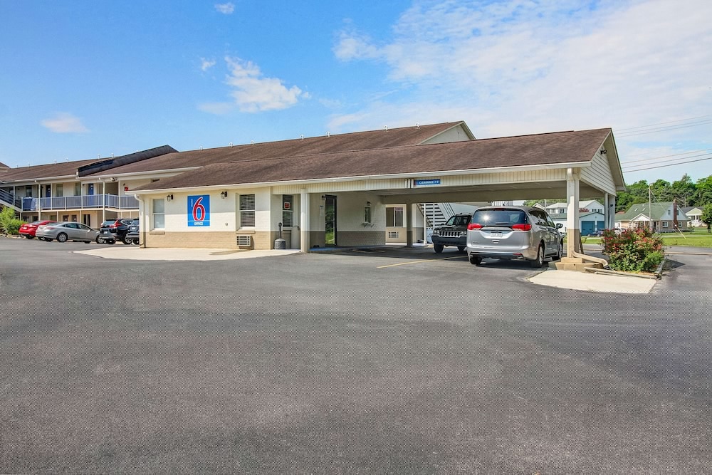 Motel 6 Charles Town Wv