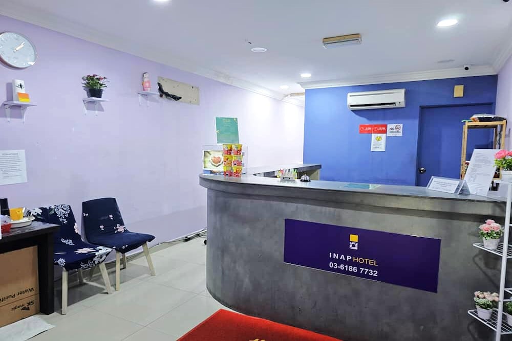 Hotel Inap Sri Gombak 6/50
