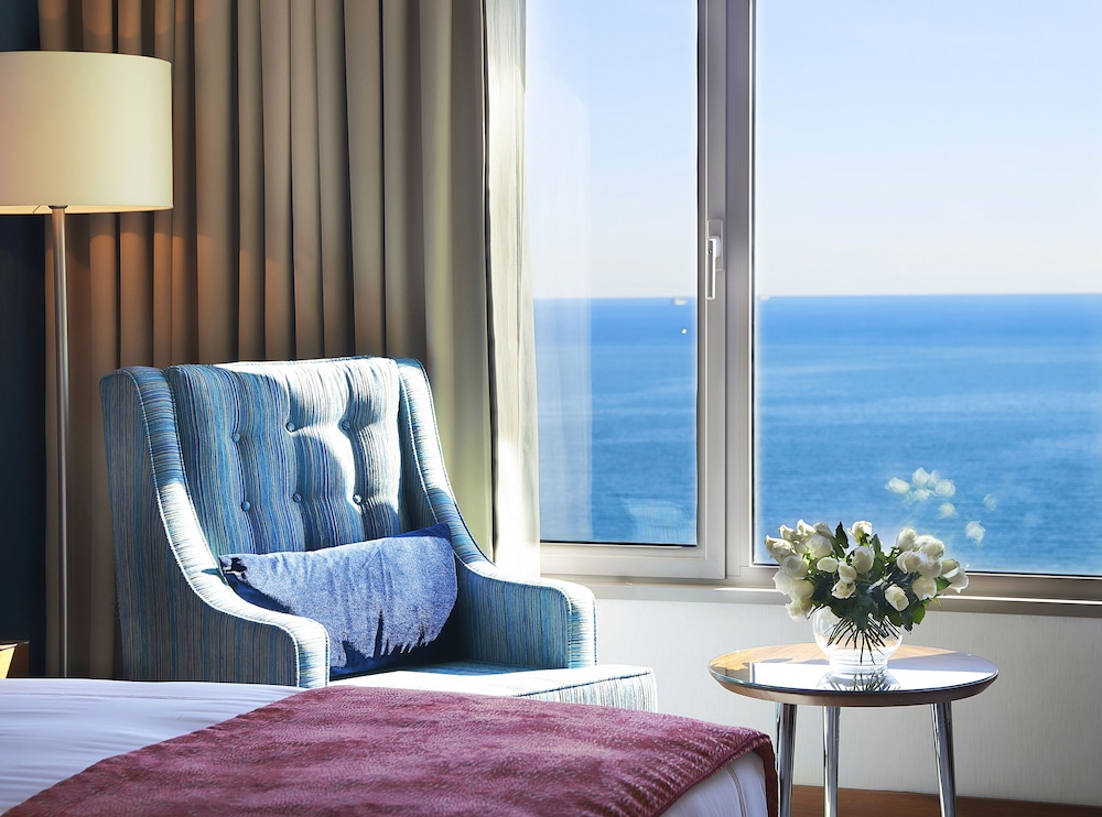 Divan Mersin 17/51