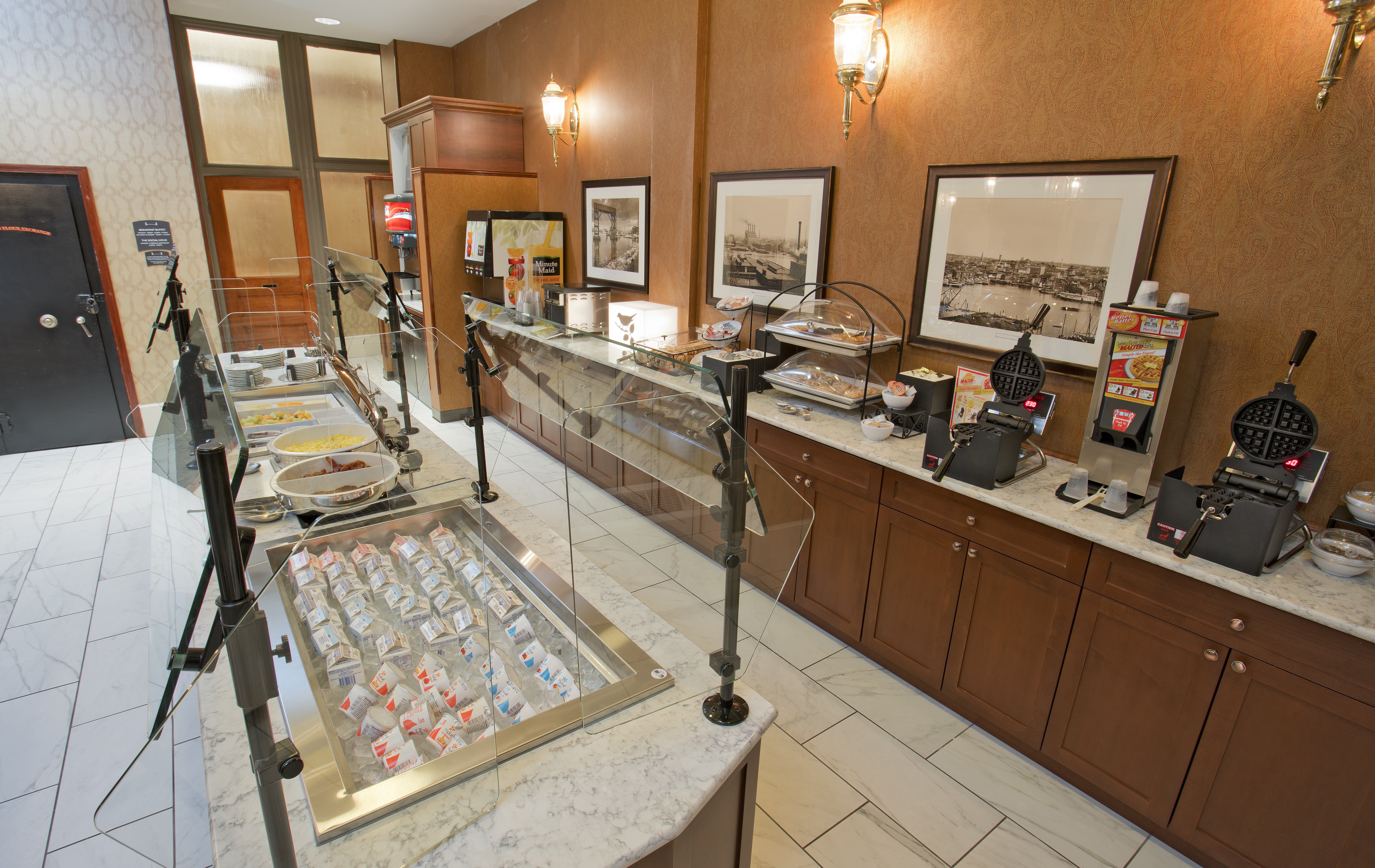 Staybridge Suites BALTIMORE INNER HARBOR 80/80