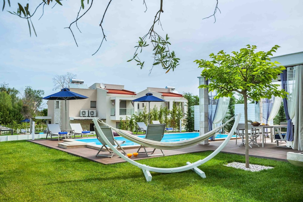 W Villas Halkidiki 35/50