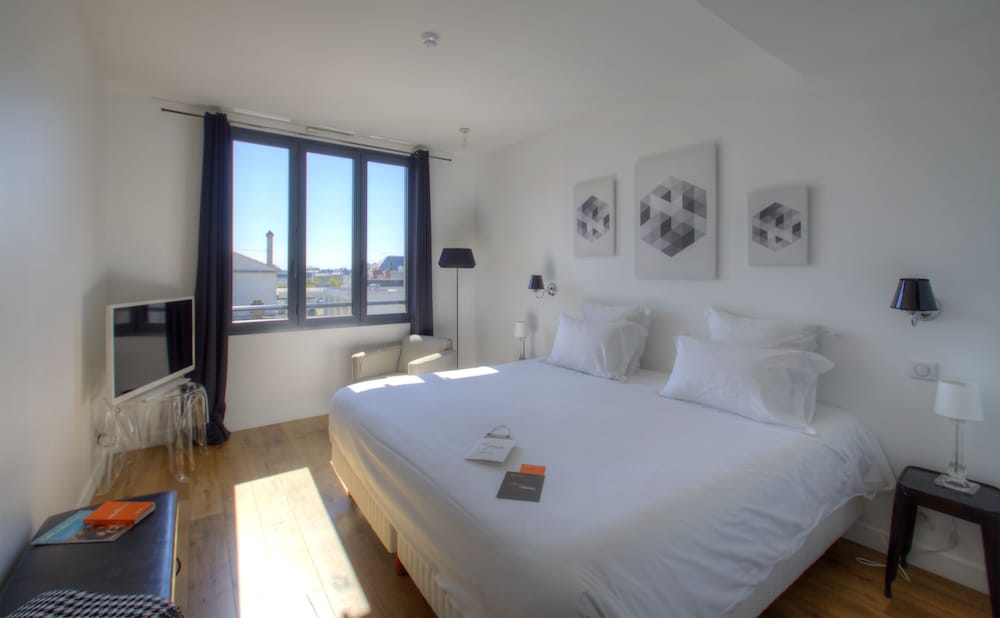 Hotel 21 Foch 12/50