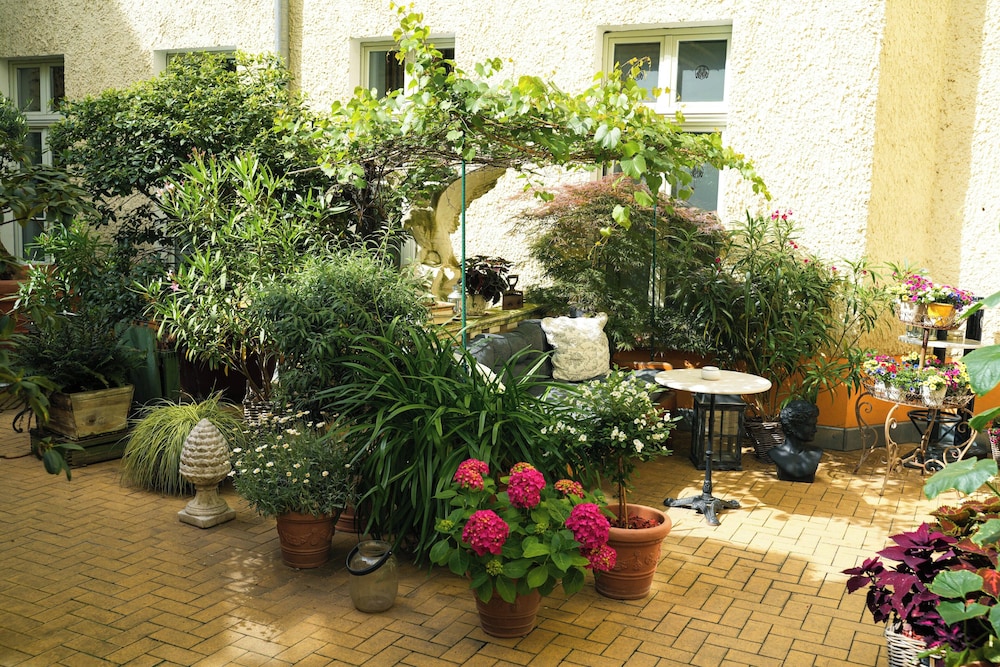 Honigmond Boutique Hotel 67/72