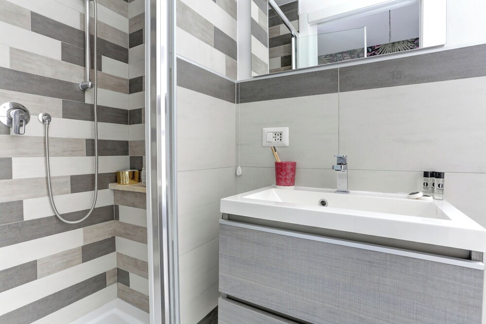 Santi Quattro Apartment & Rooms - Colosseo 44/49