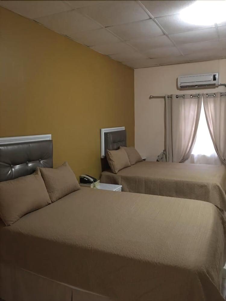 Sunset Inn Hotel 8/14