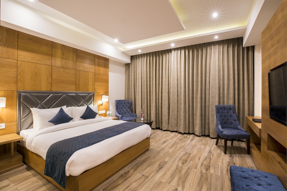 Regenta Central Cassia Zirakpur Chandigarh 8/42