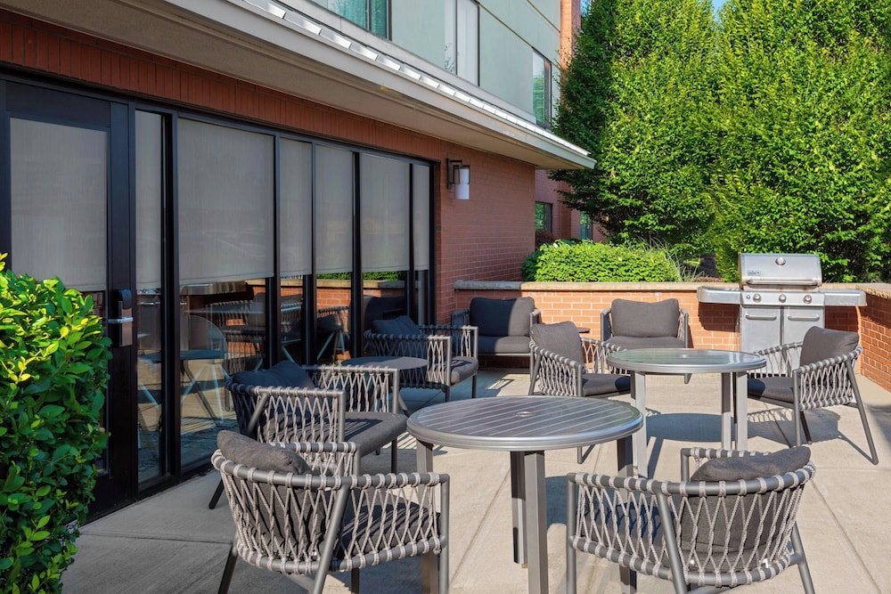 TOWNEPLACE SUITES BUFFALO AIRPORT 25/50