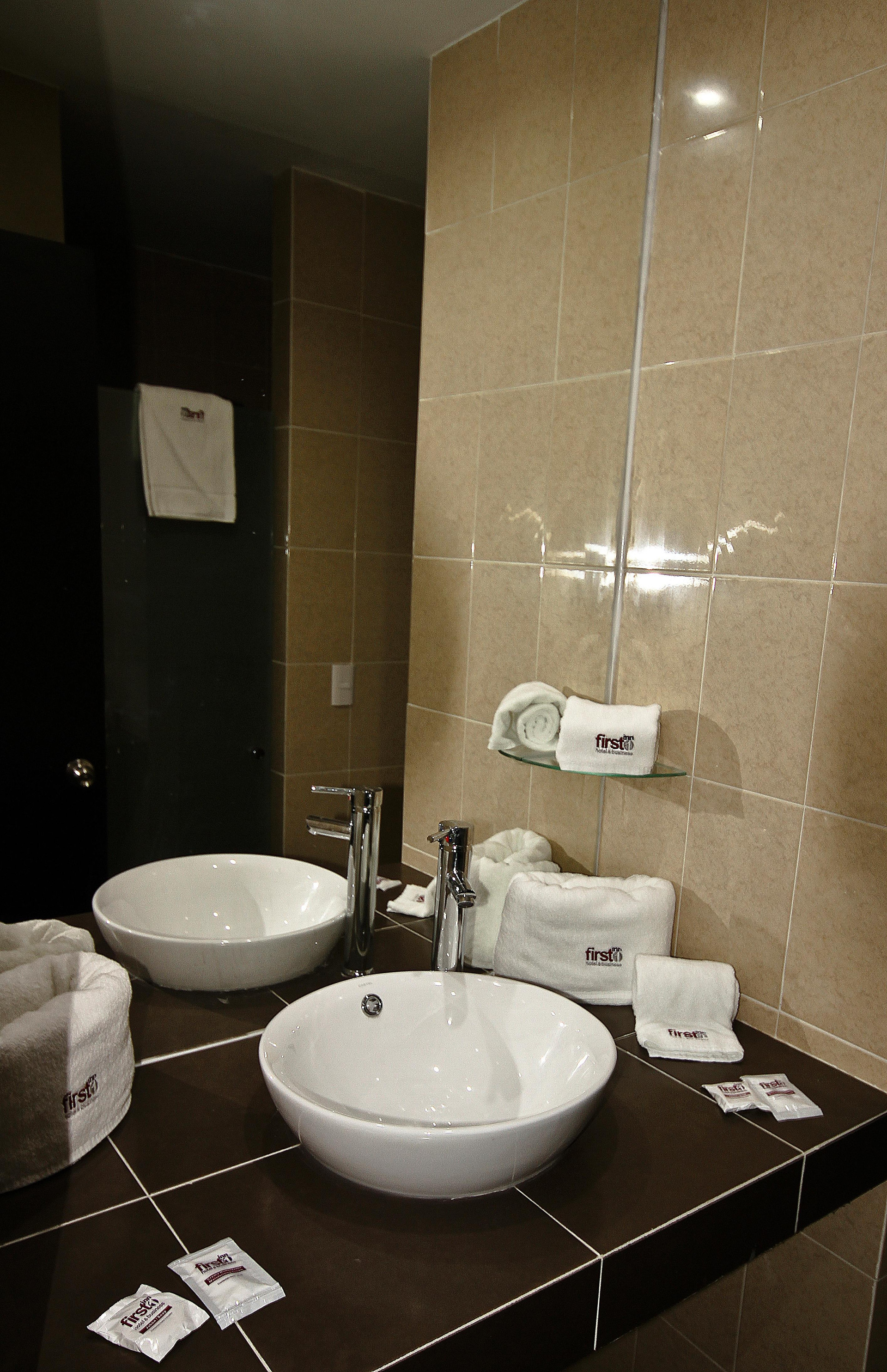 غرفة جونيور، First Inn Hotel and Business 4/7