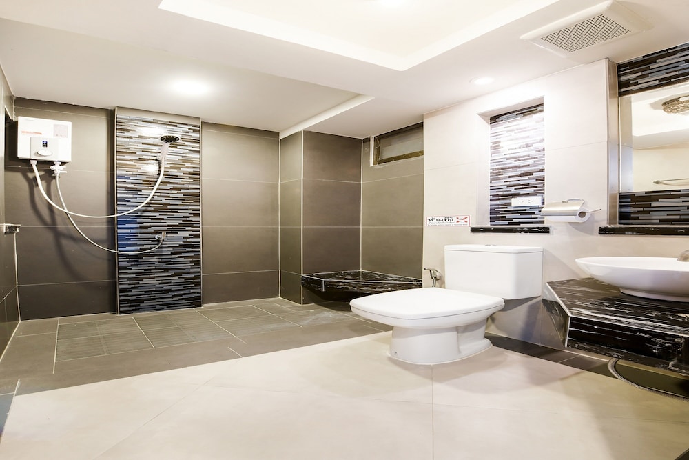 OYO 458 Nakorn Siam Boutique 35/35