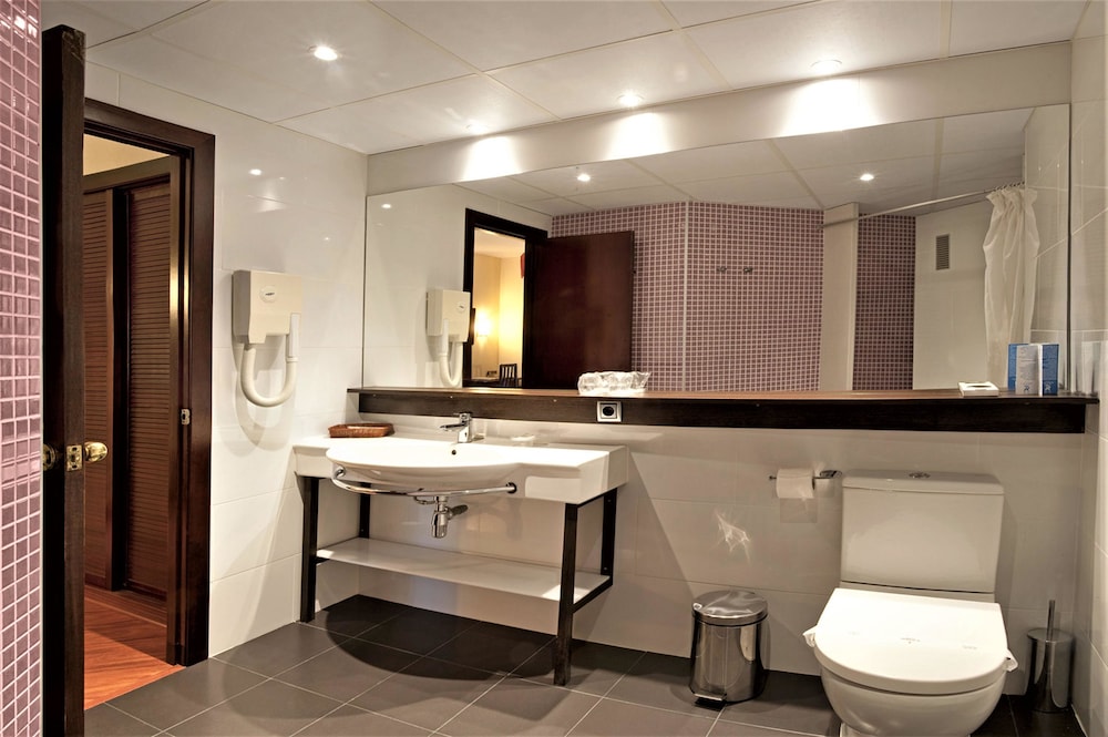 Hotel Bernat II 44/45