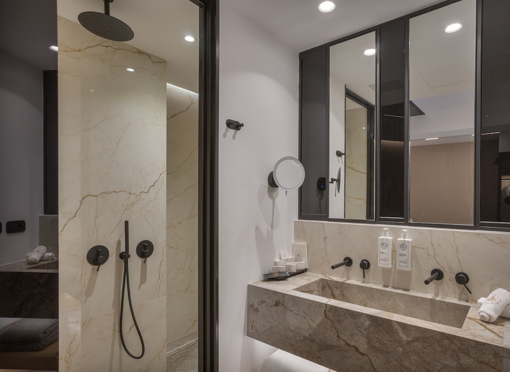 Ethereal White Resort Hotel & Spa Adults Only 16+ 78/81