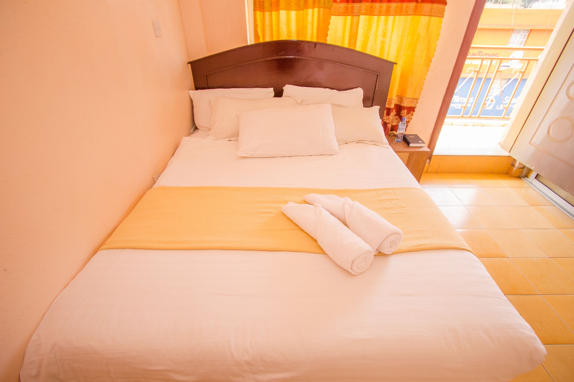 STANDARD, TWIN BEDS
