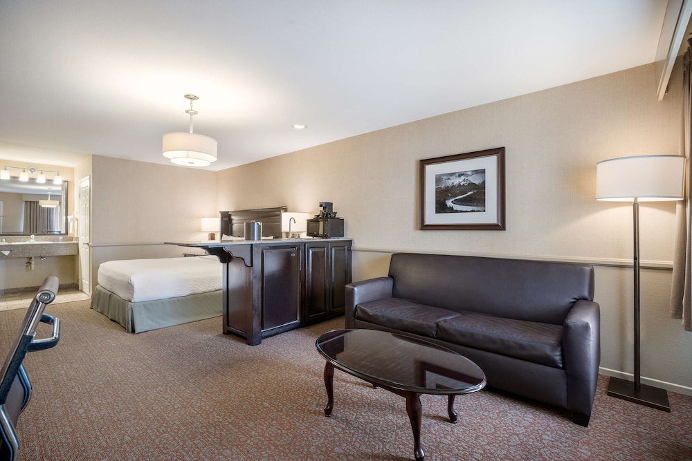Best Western Corona Hotel and Suites 19/33