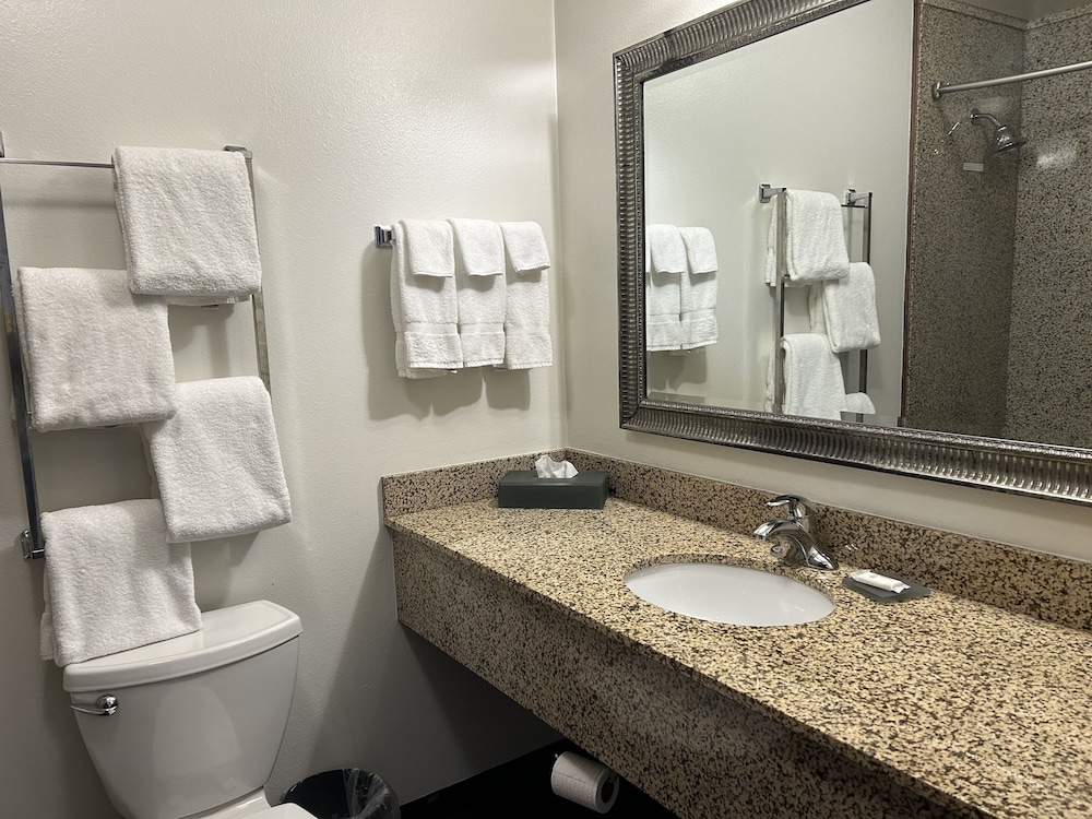 La Quinta Inn & Suites by Wyndham Bozeman 31/33